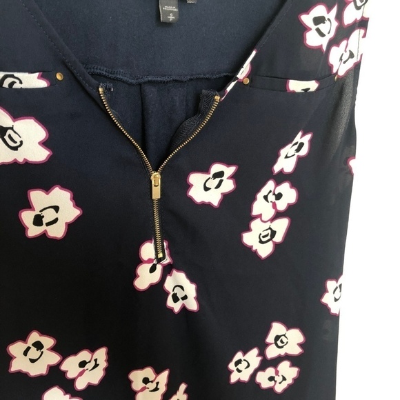 Express Navy Blue Floral Quarter Zip Tank Top womens professional business work - Picture 3 of 6